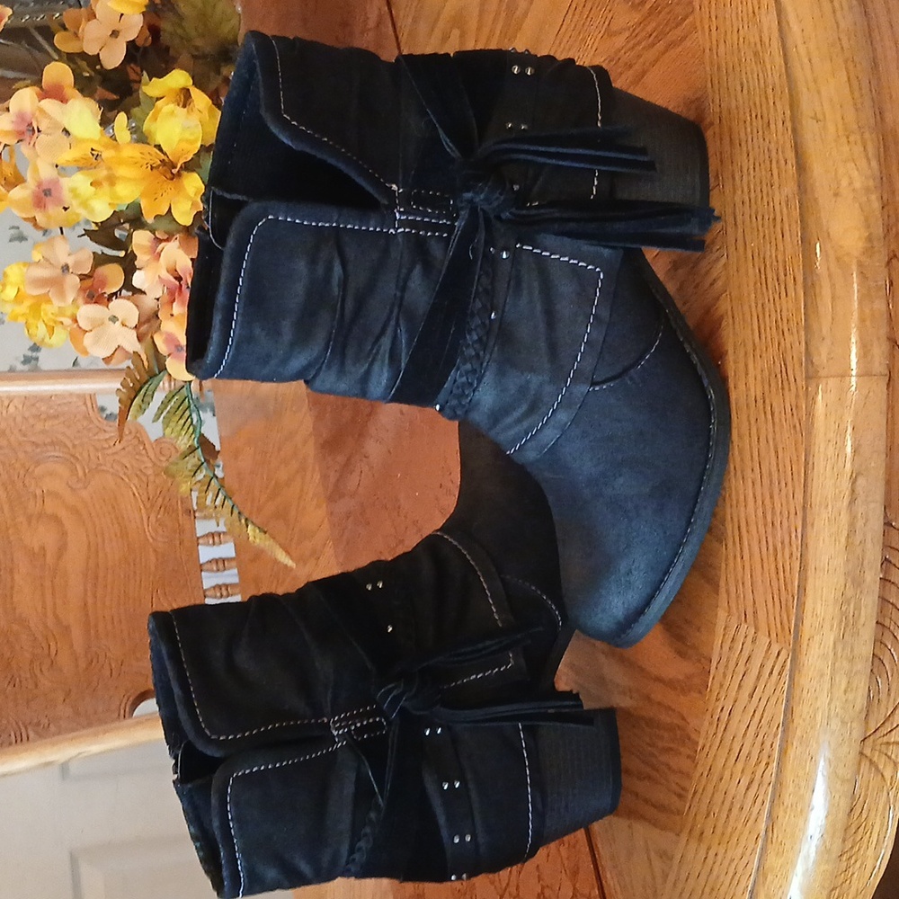 Jellypop Black Vegan Leather Fringe Boots - Picture 3 of 8